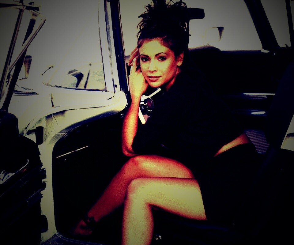 Алиса Милано обои