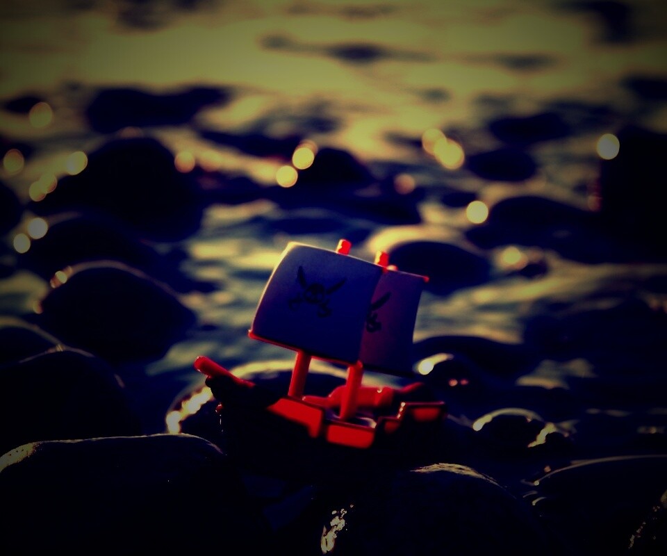 Пиратский корабль на мели обои