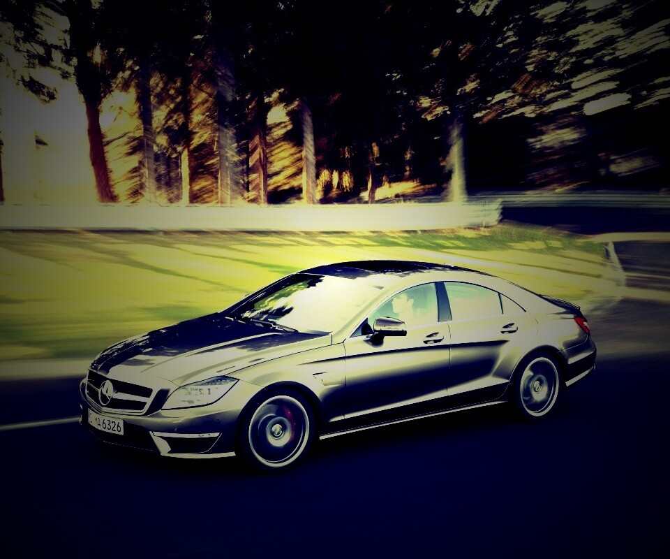 Мерседес в движении обои