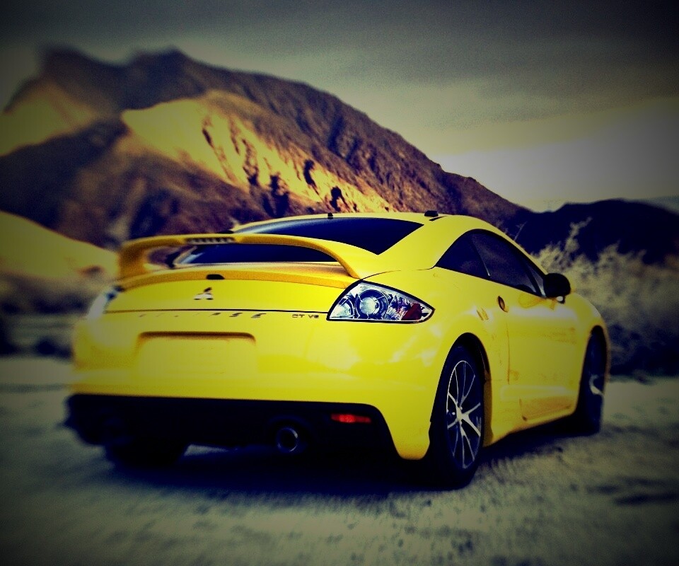 Mitsubishi в горах обои