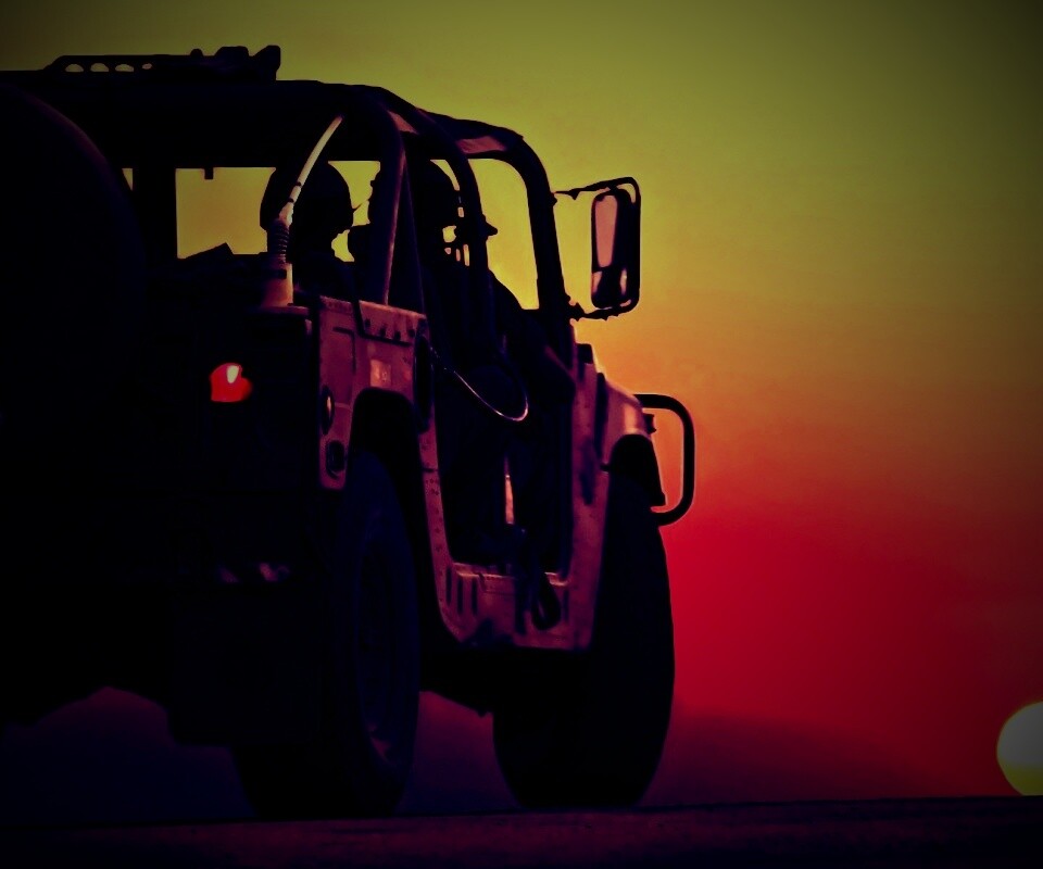 Военный Hammer обои