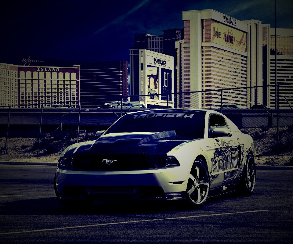 Тюнингованный Форд Мустанг обои