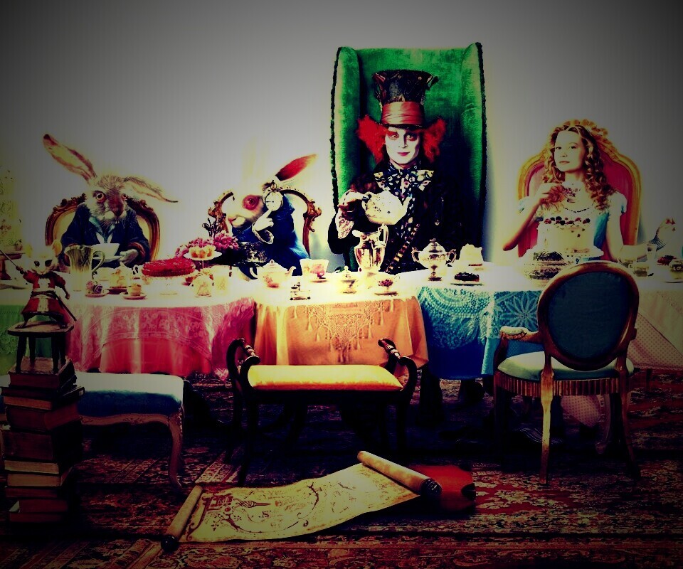 Чай в стране чудес обои