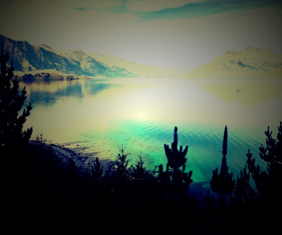 Безмятежное озеро в Новой Зеландии обои