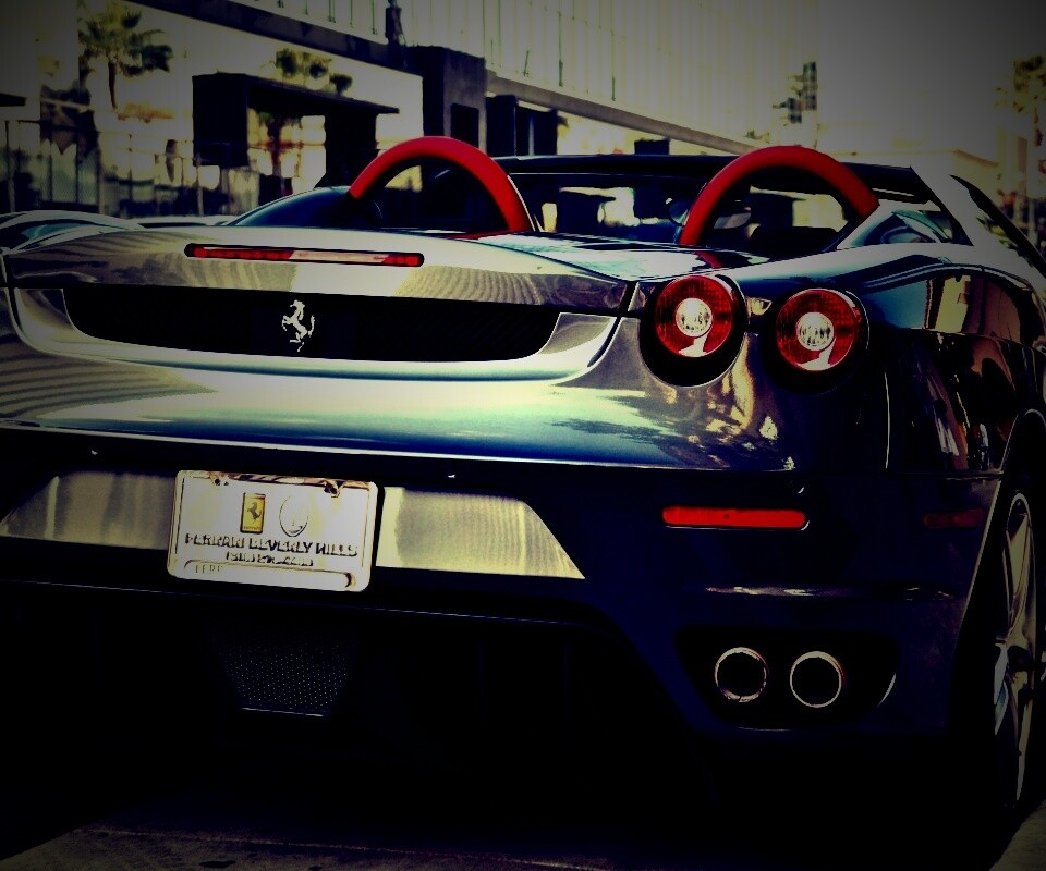 Феррари из Беверли Хиллс обои