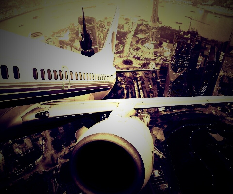 Взлет над городом обои