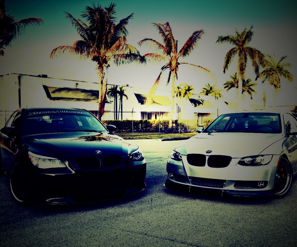 Чёрный и серебристый BMW обои