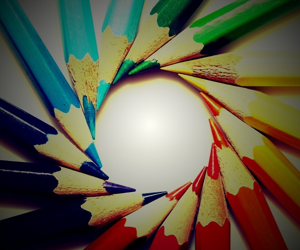 Радуга в карандашах обои