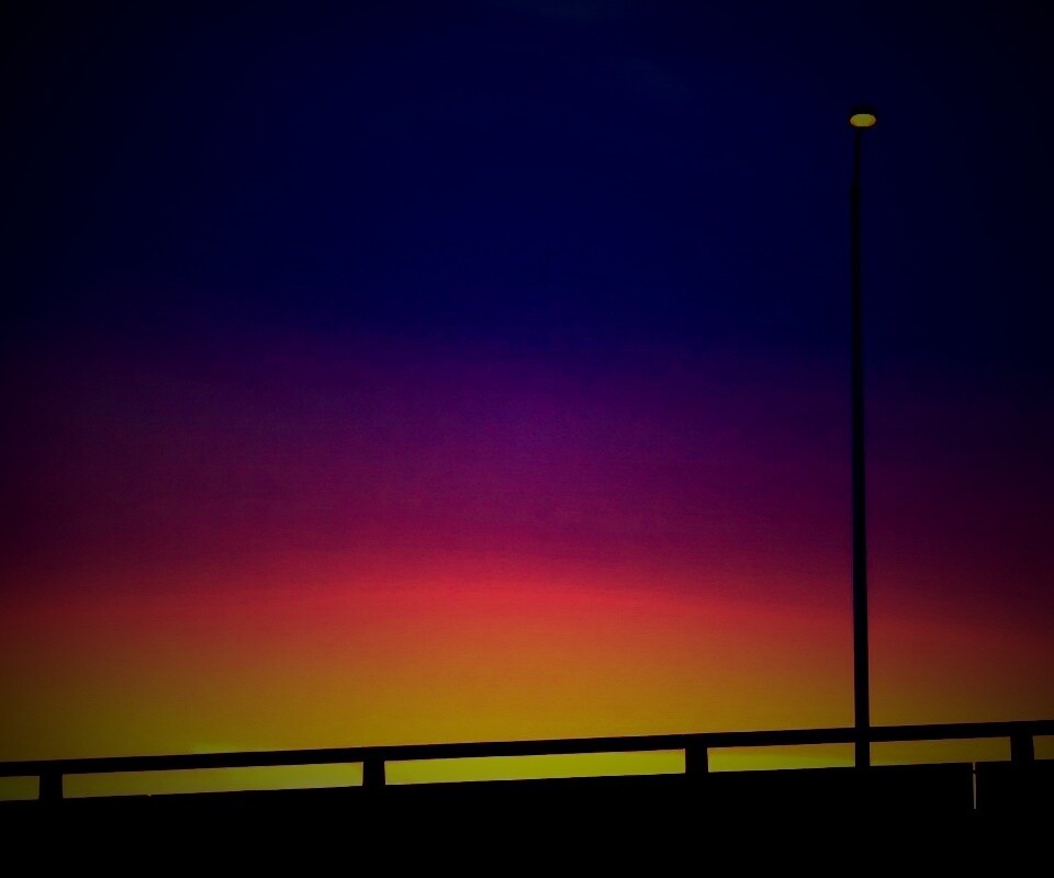 Одинокий фонарь обои