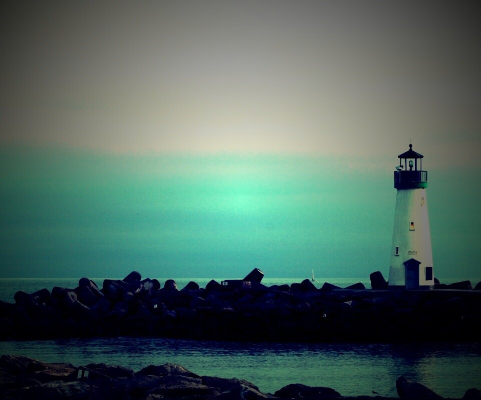 Маяк в порту Санта-Круз обои