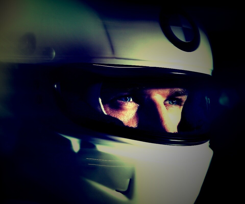 Гонщик BMW обои