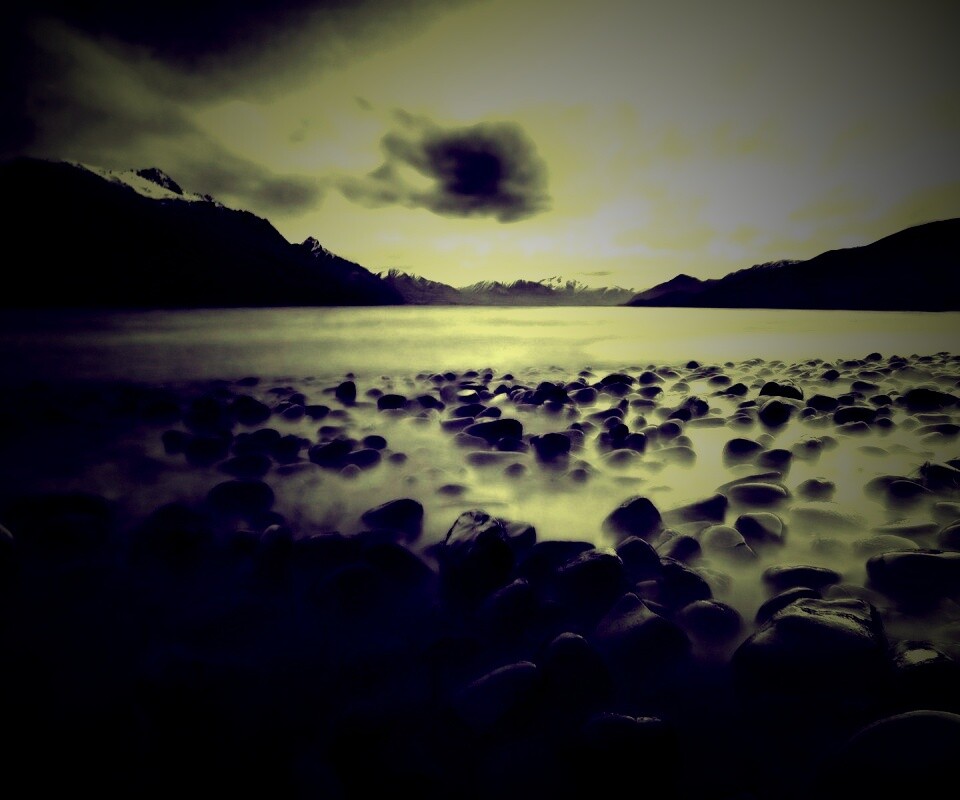 Озеро в тумане обои