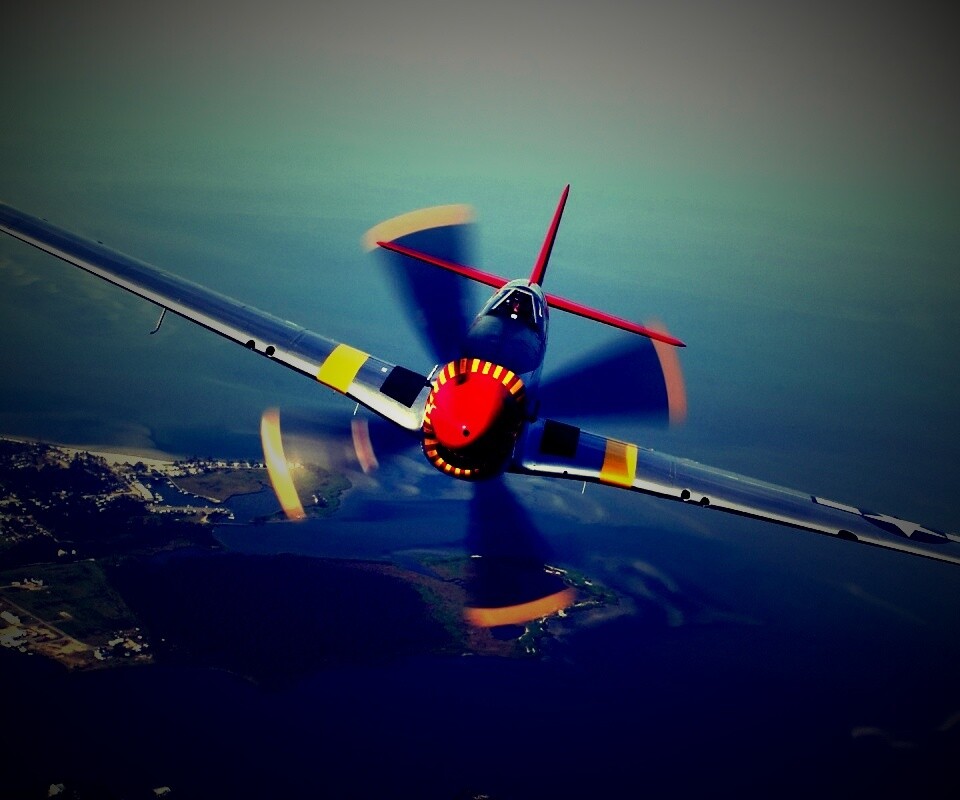 Пропеллерный самолёт обои