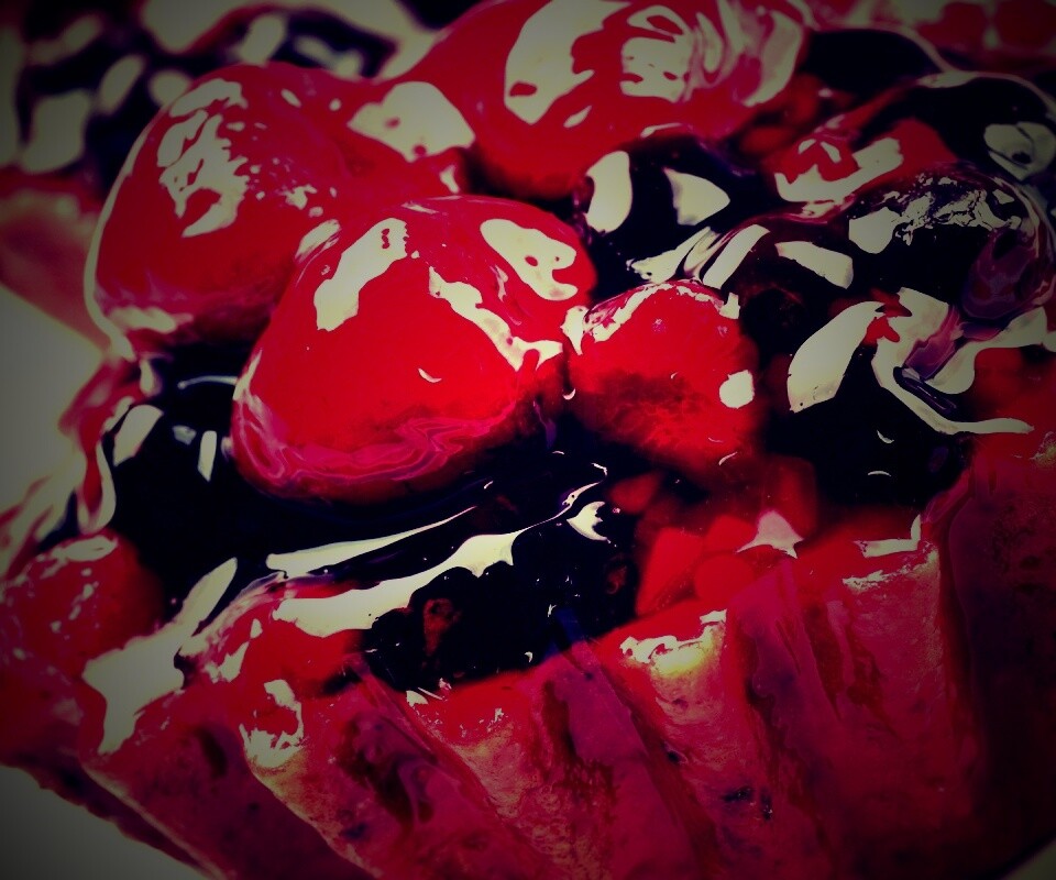 Восхитительная корзиночка с фруктами обои