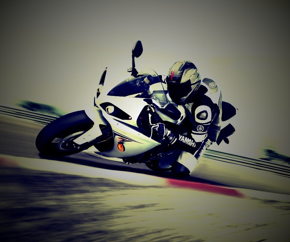 Человек на мотоцикле обои