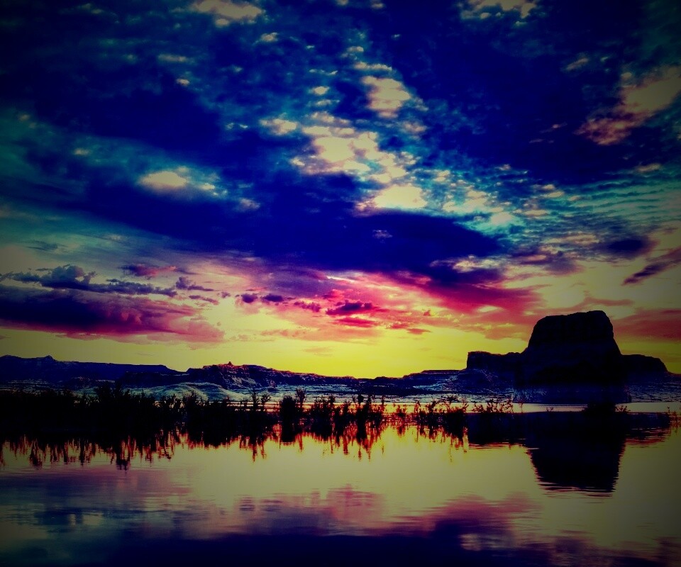 Горное озеро обои