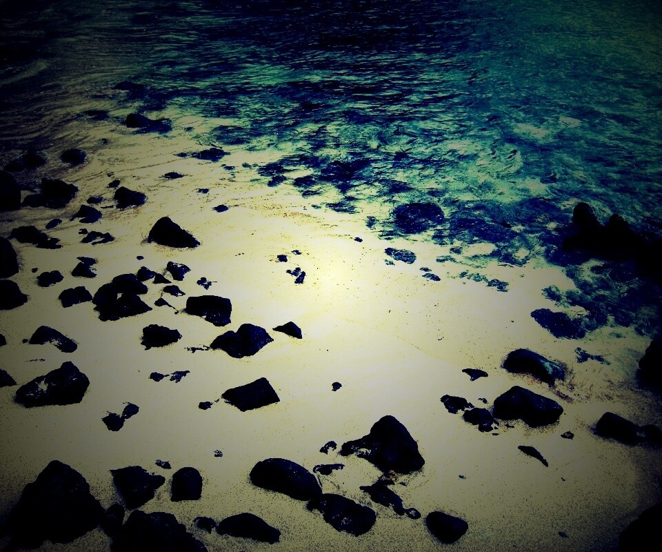 Каменистый берег обои