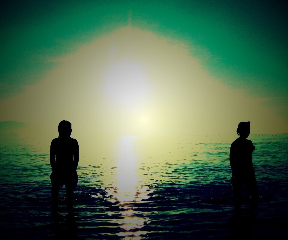 Море, солнце, девушки обои