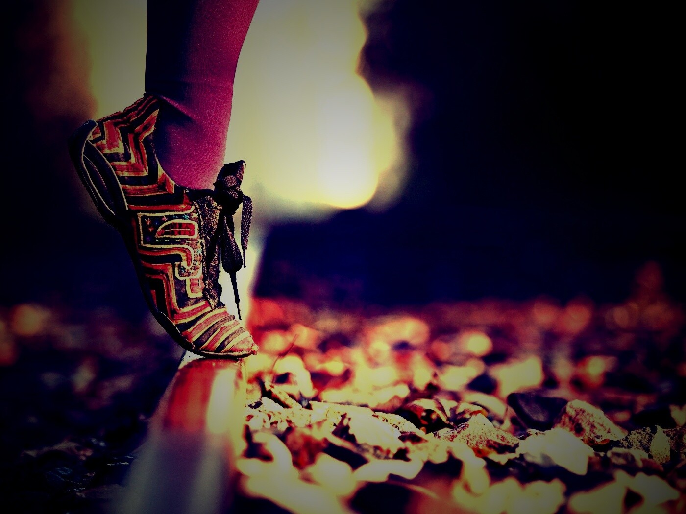 Разноцветные кроссовки обои