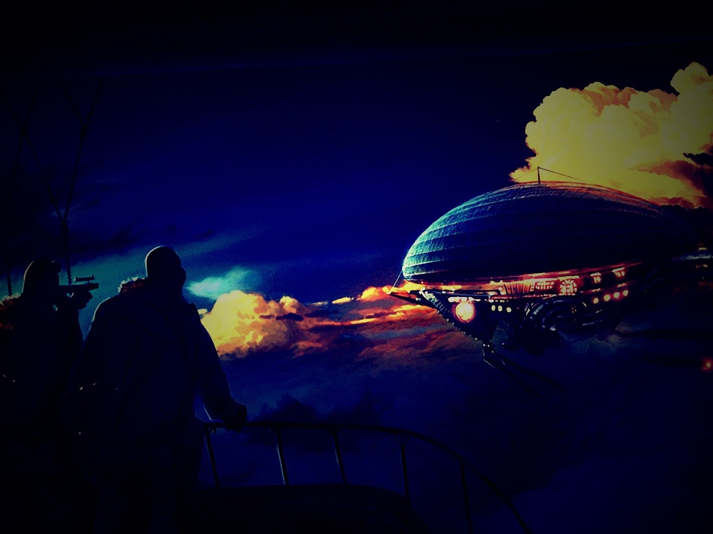 Инопланетный дирижабль обои