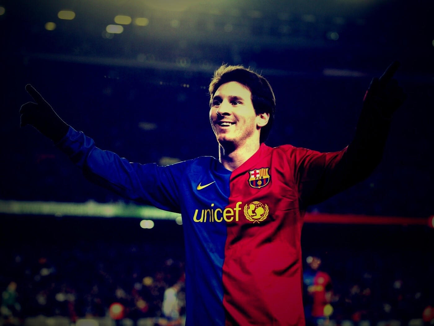 Месси на поле обои