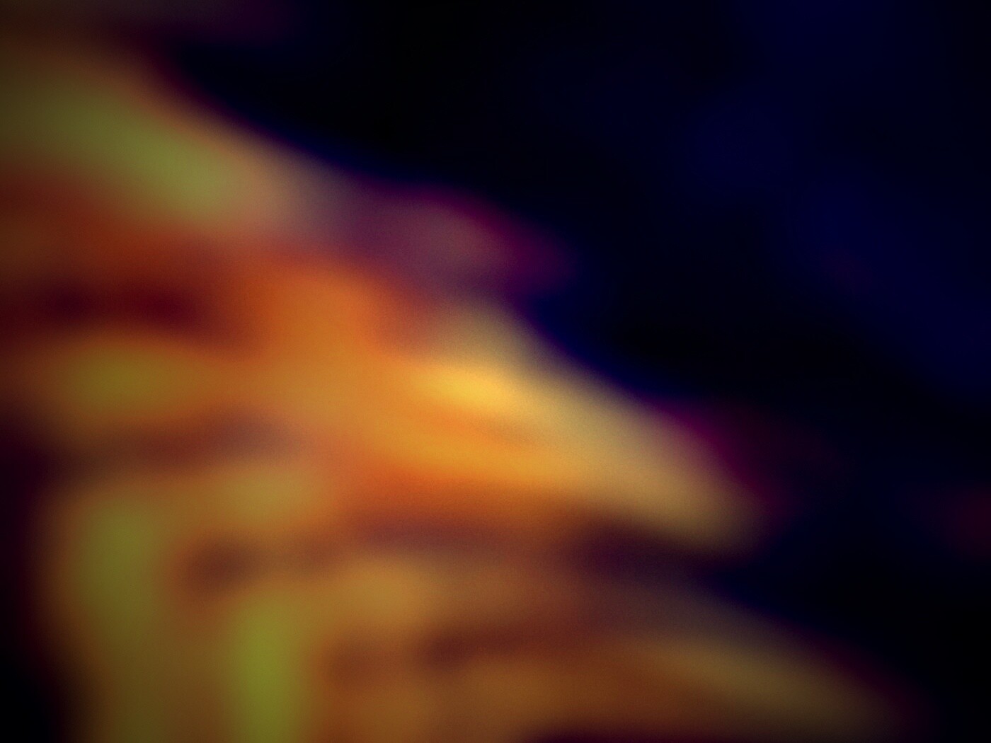 Размытое желтое пятно обои