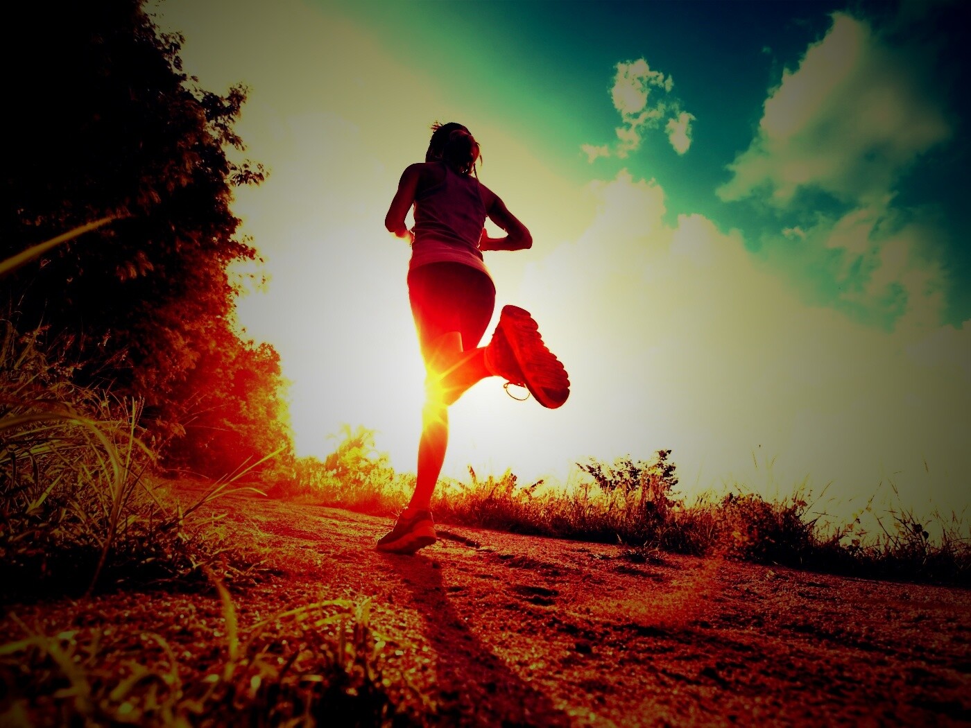 Девушка на пробежке обои