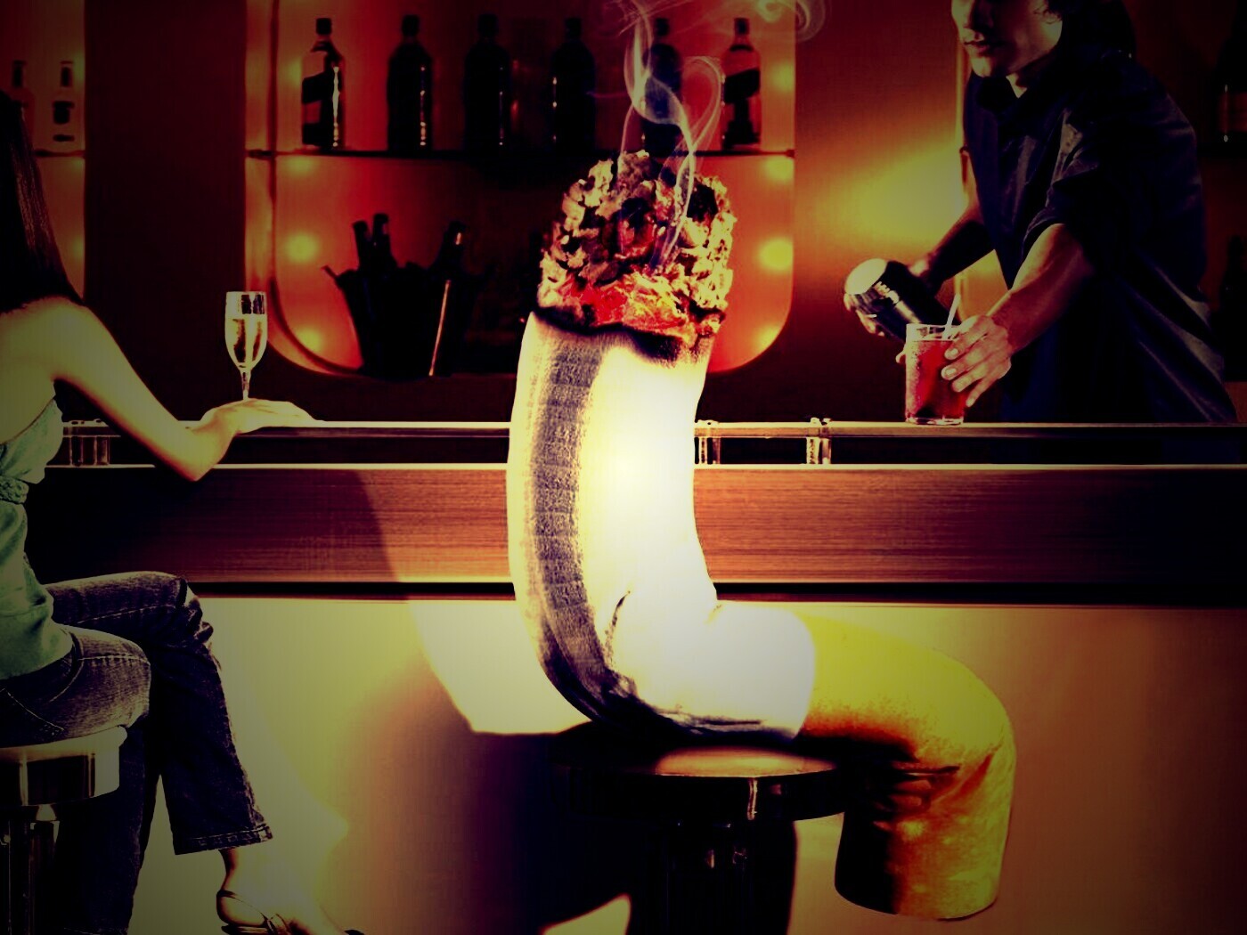 Сигарета в баре обои