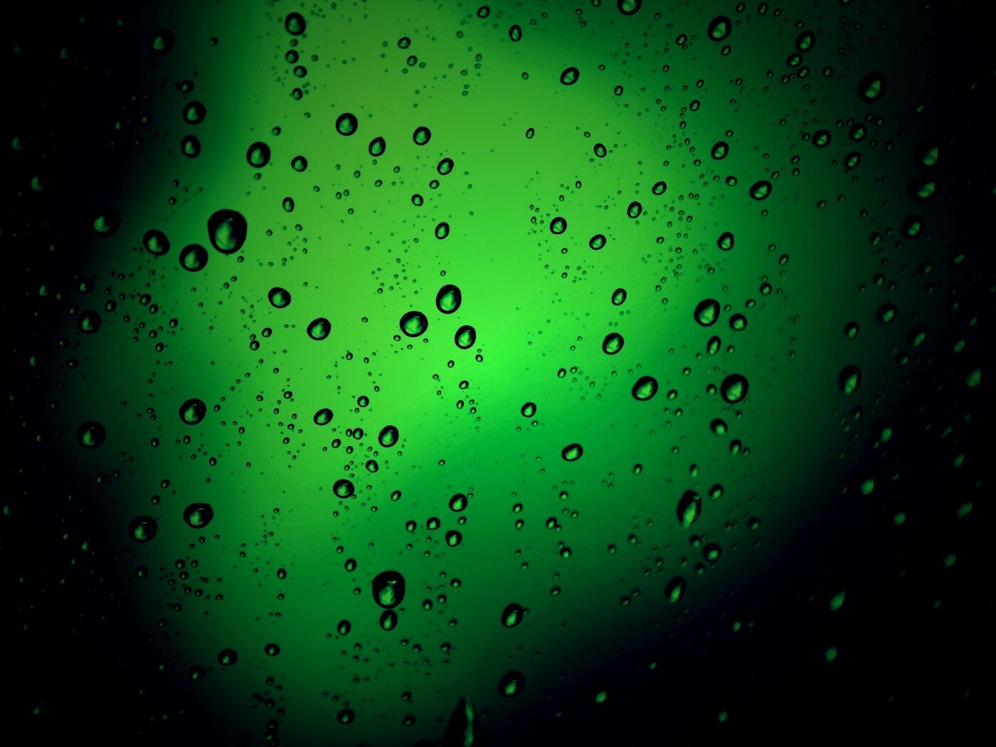 Обои капель дождя на стекле обои