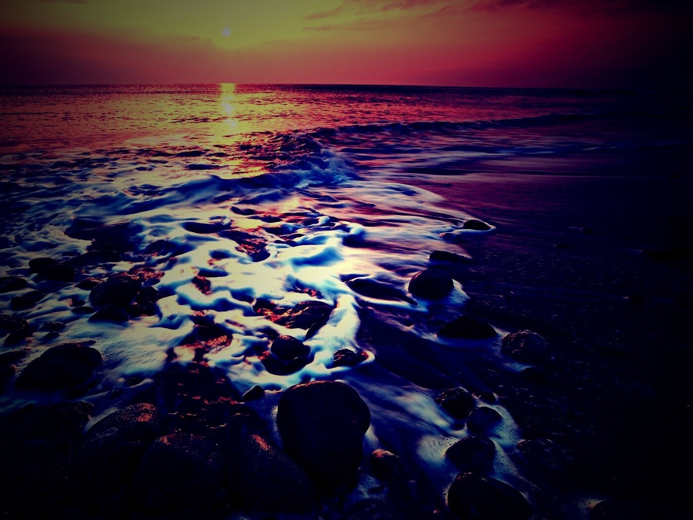 Каменистый берег обои