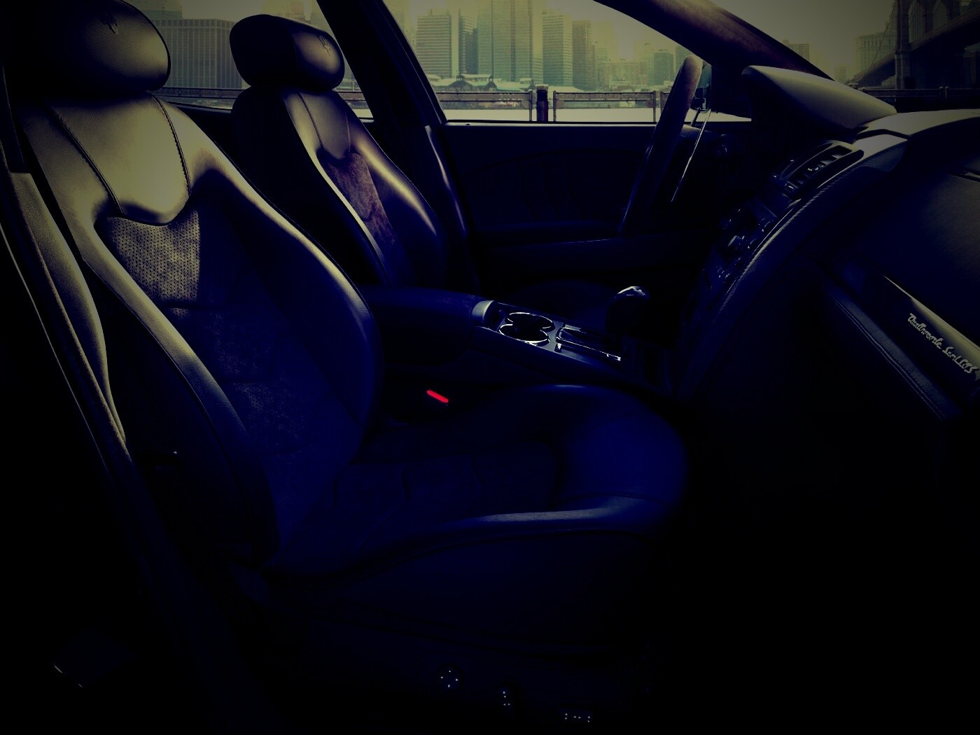 Салон мазерати quattroporte обои