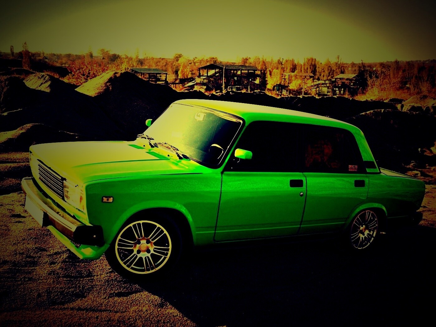 Кислотные жигули обои