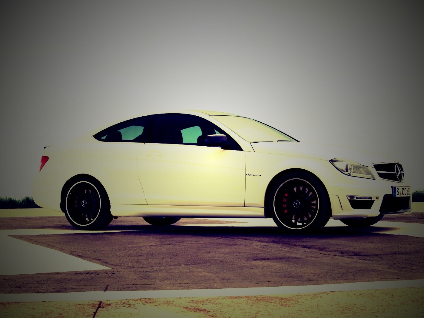 Mecedes C63 обои