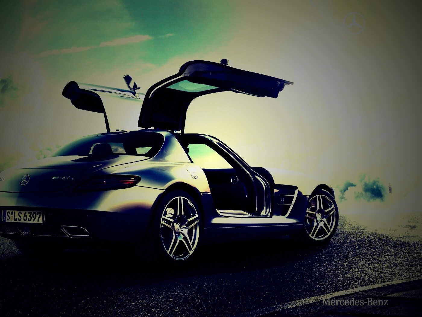 Mercedes Benz SLS обои