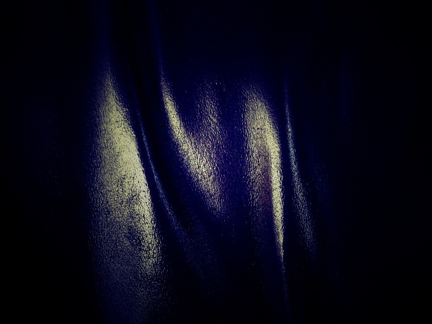 Чёраня кожа обои