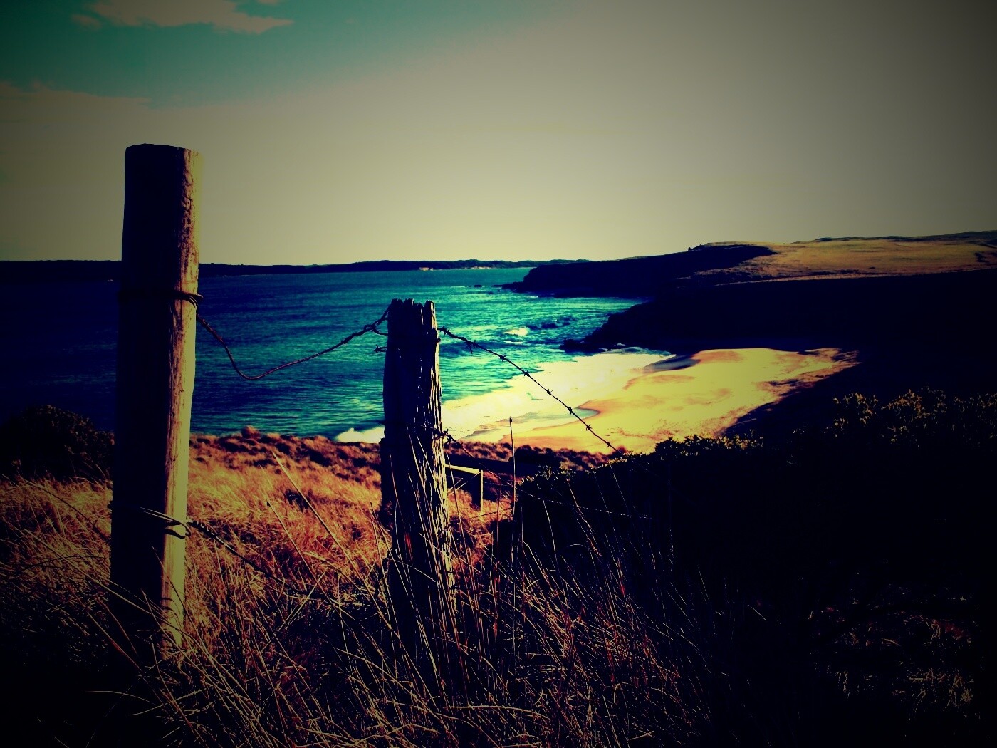 Пляж на озере обои