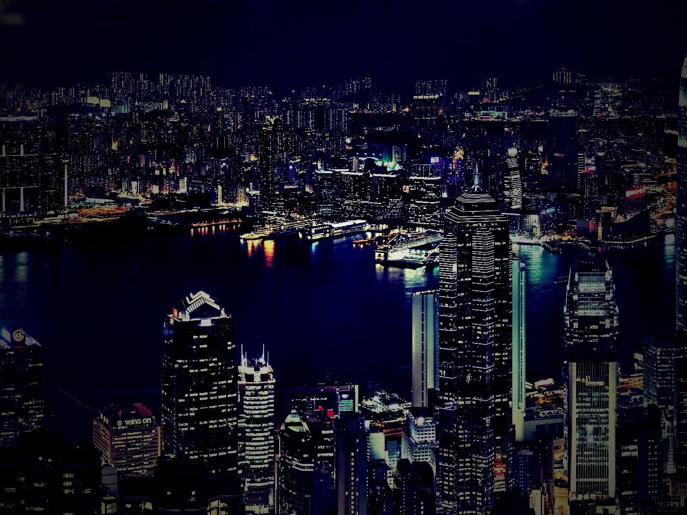 Небоскребы ночью обои