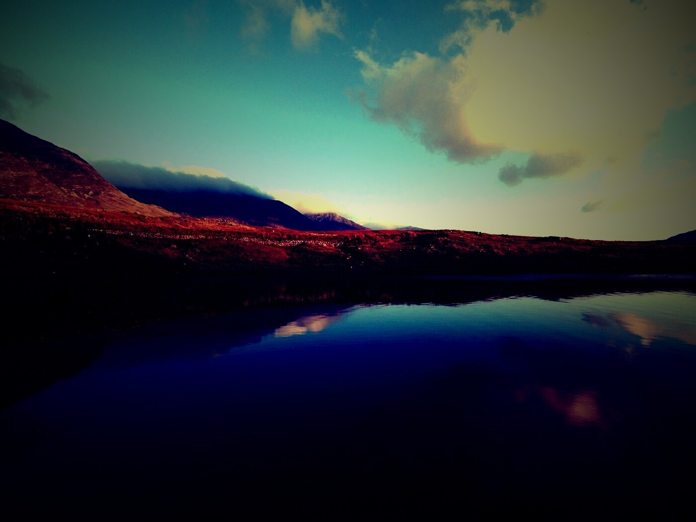 Зеркальное озеро обои