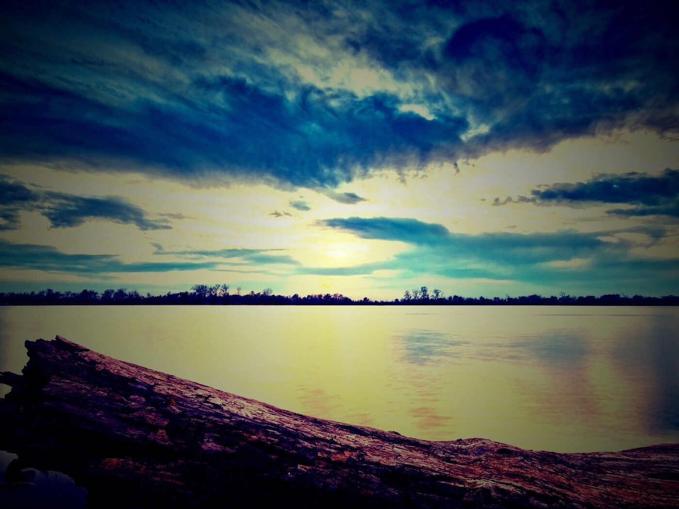 Закат на озере обои