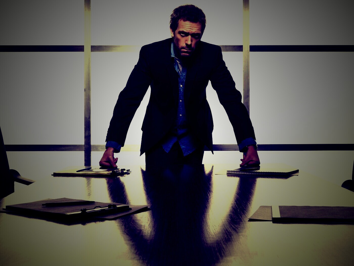 Хью Лори обои