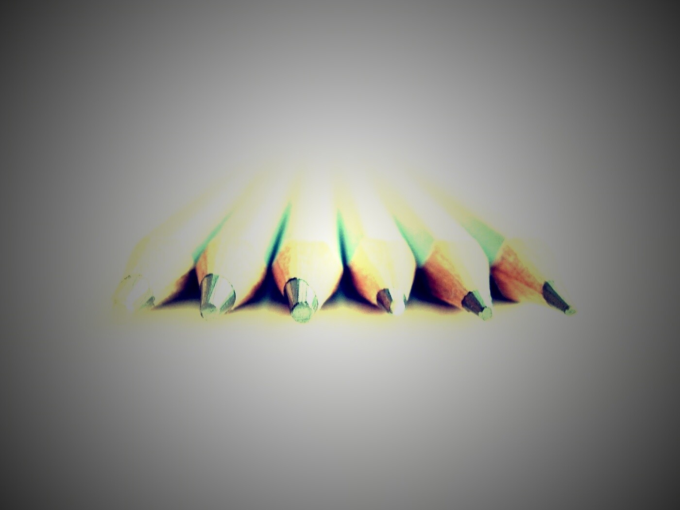 Карандаши обои