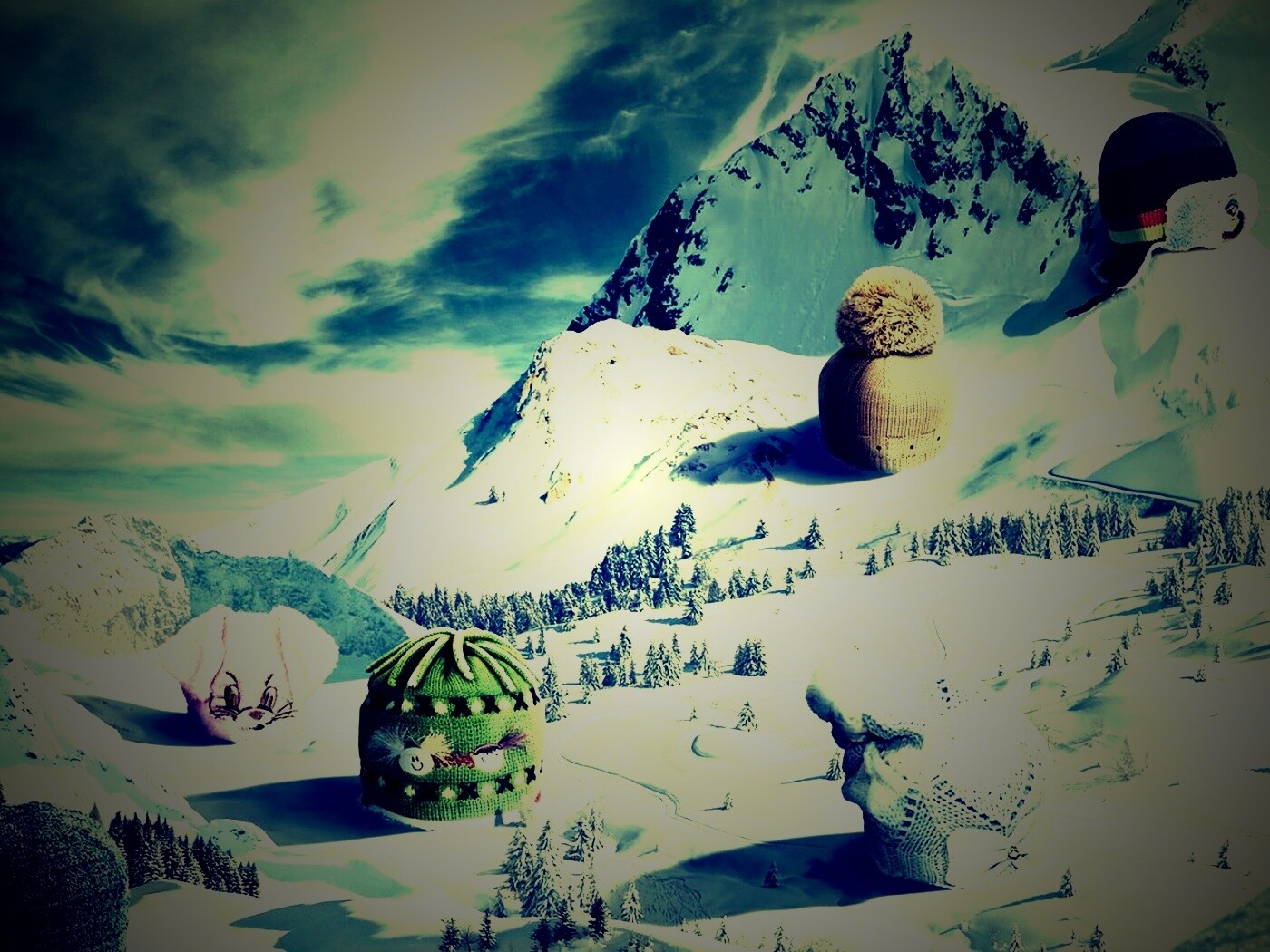 Прикольные шапки на горных вершинах обои