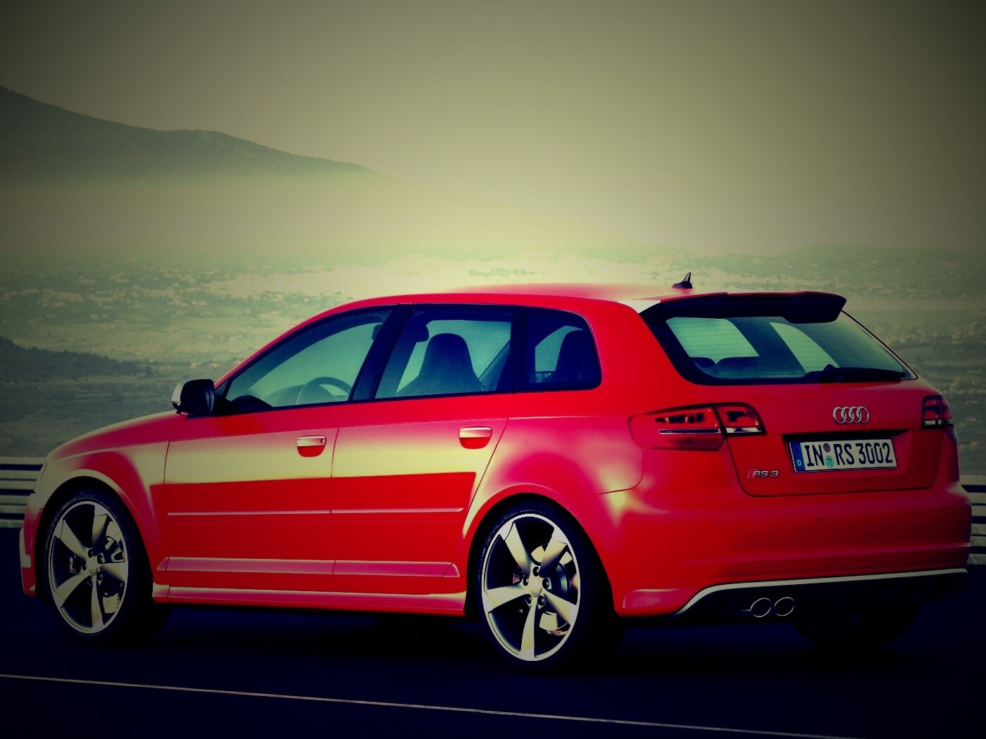 Ауди RS3 вид сзади обои
