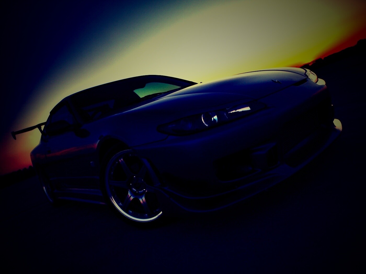 Спортивный автомобиль обои