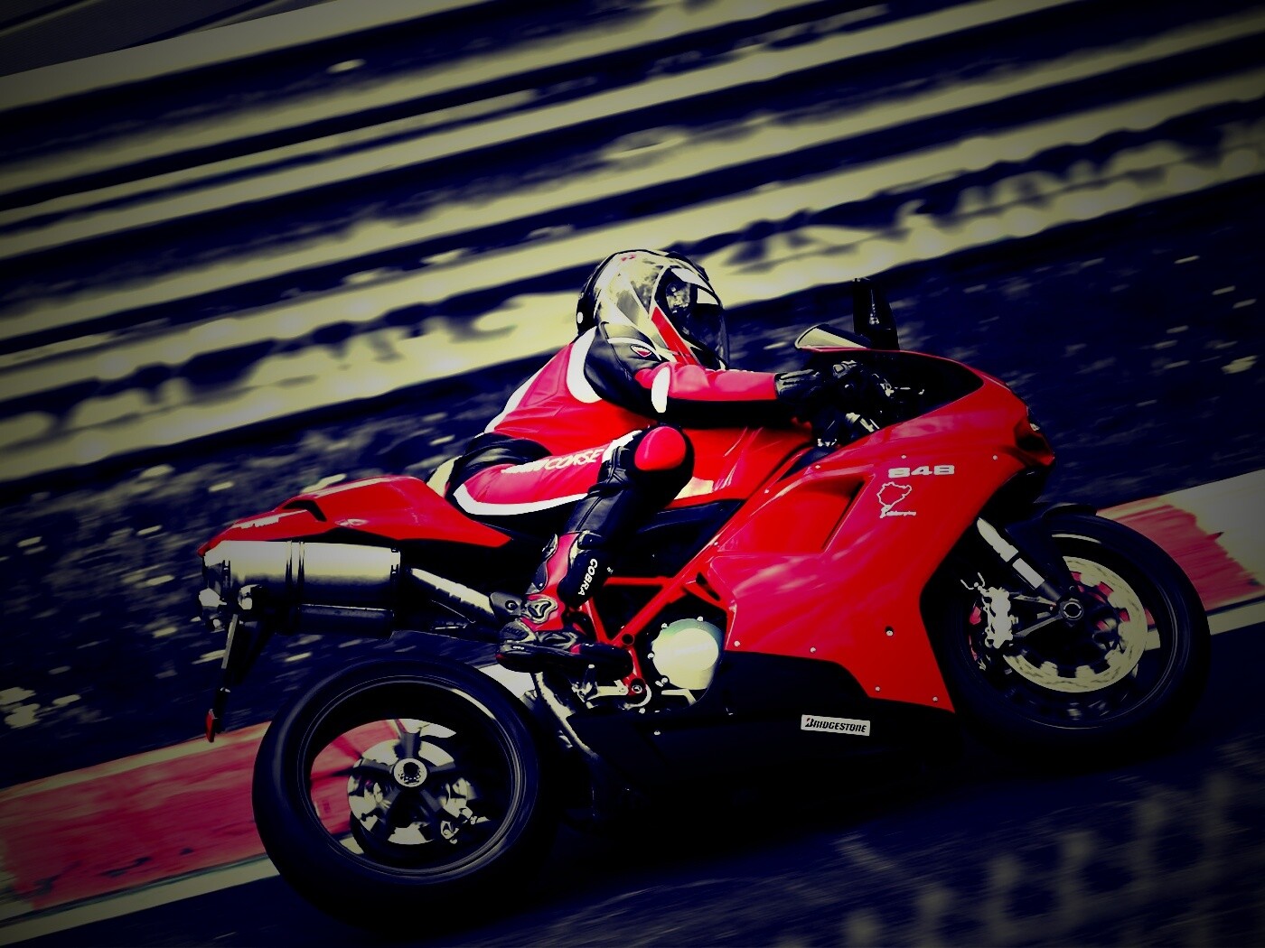 Красный мотоцикл обои