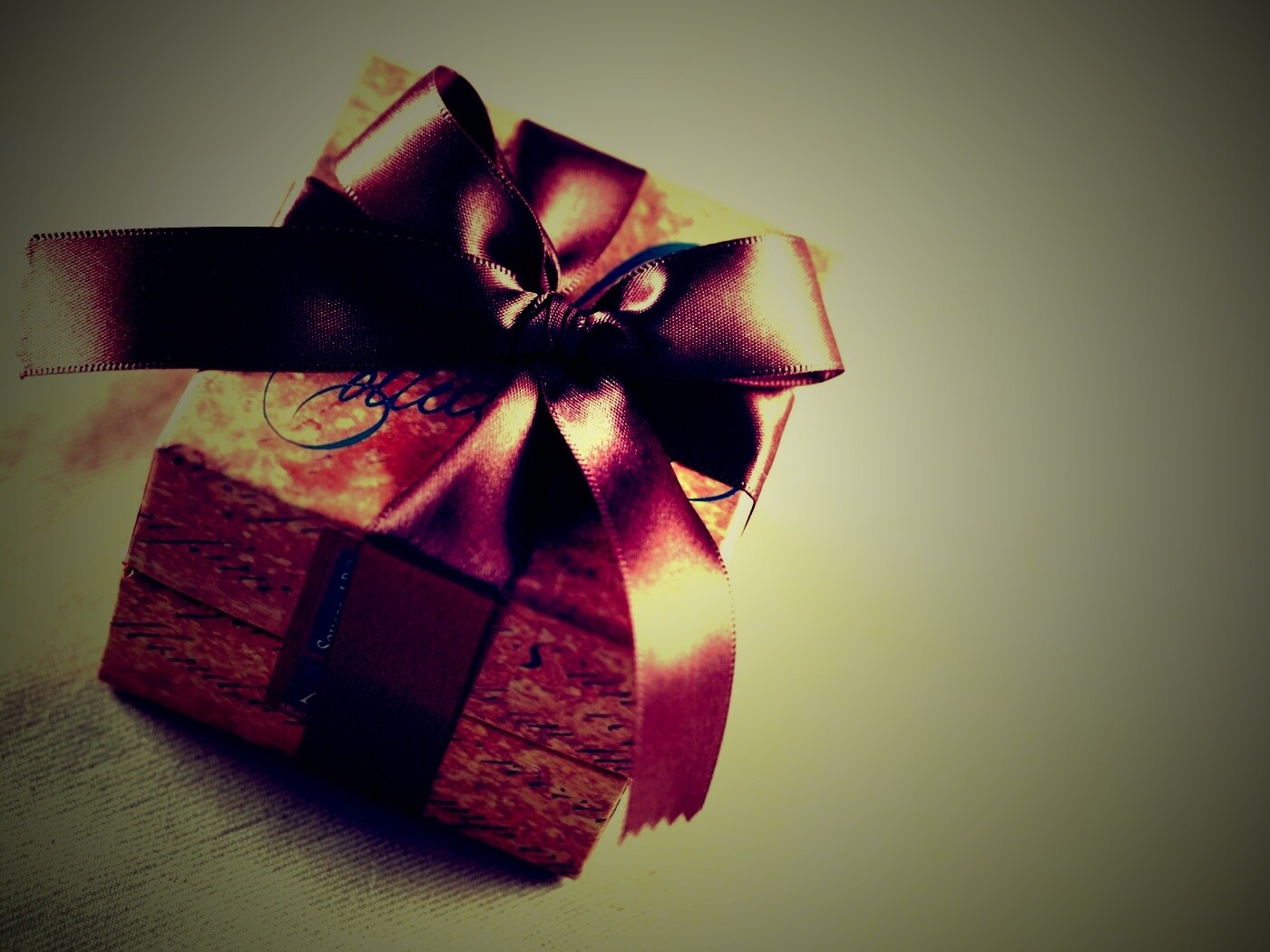 Подарок обои