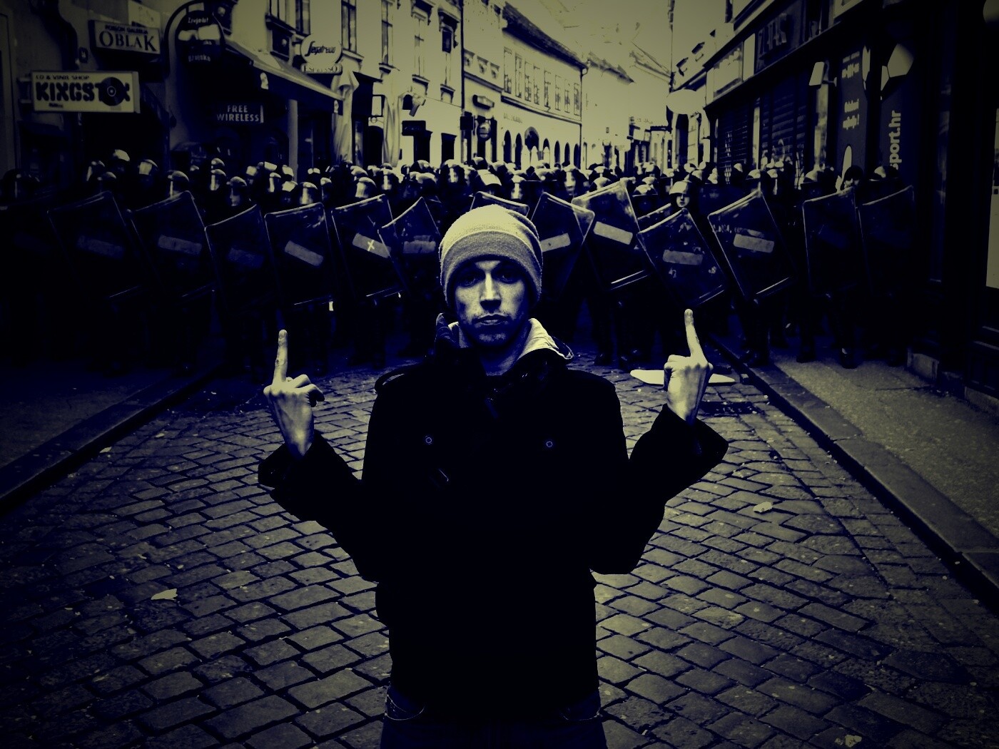 Против системы обои