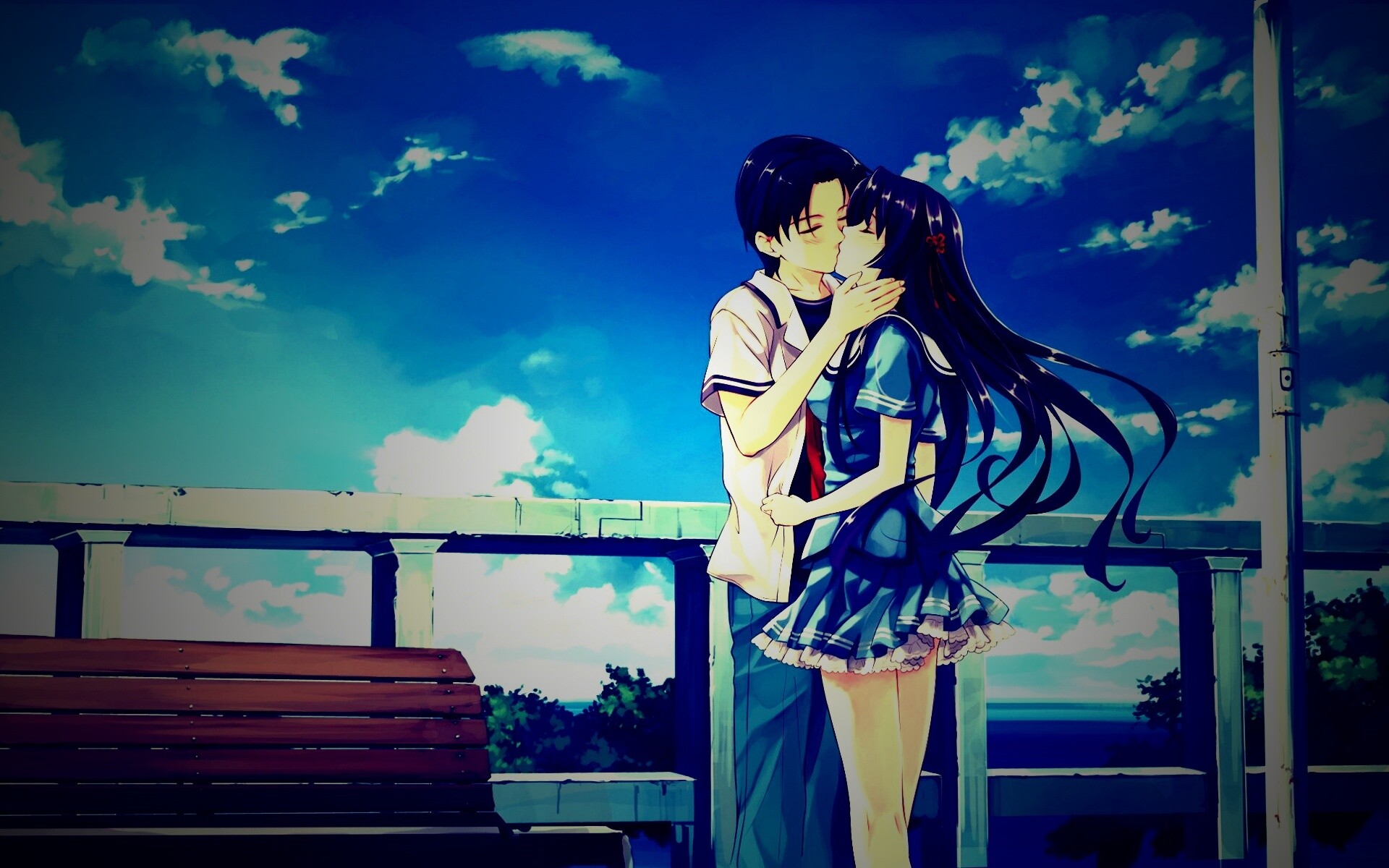 Поцелуй на набережной обои