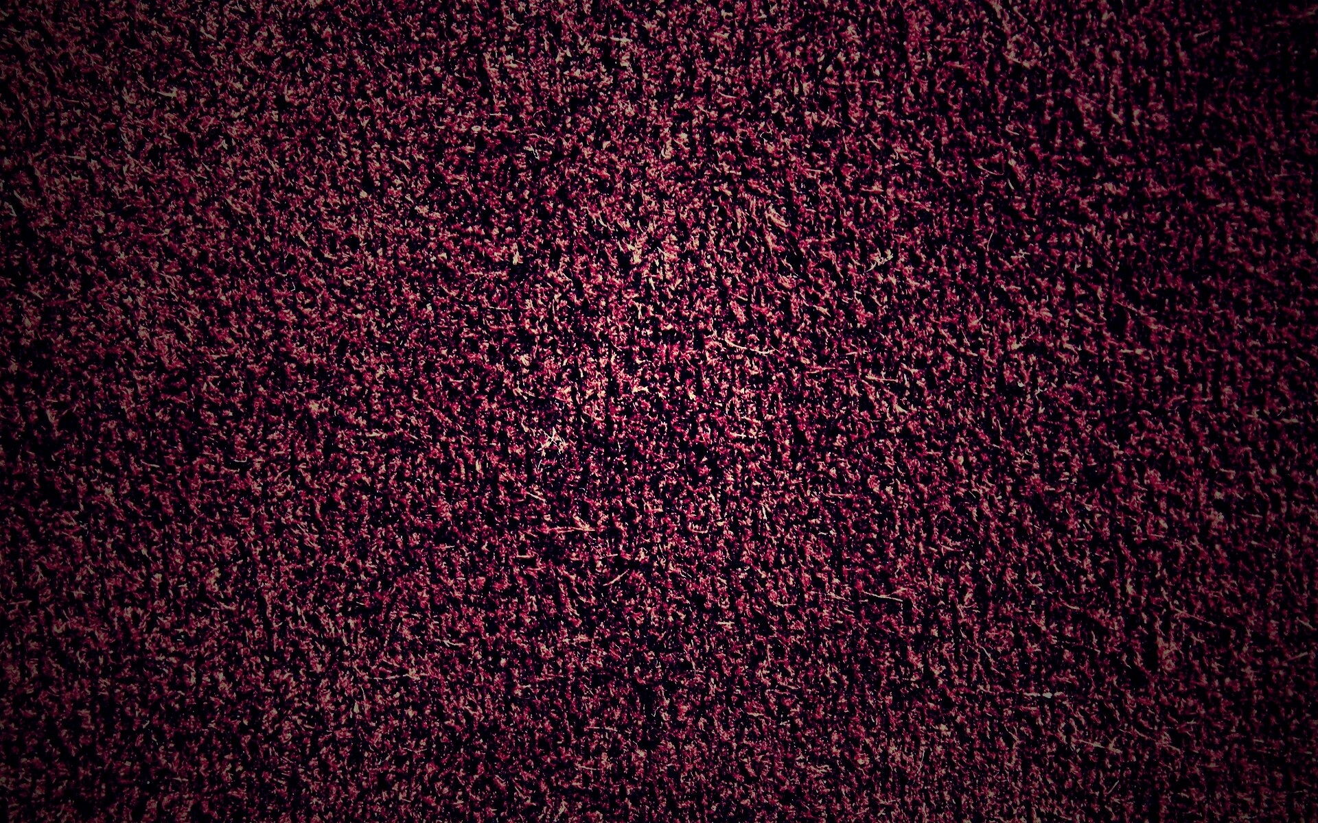 Бордовый ковролин обои