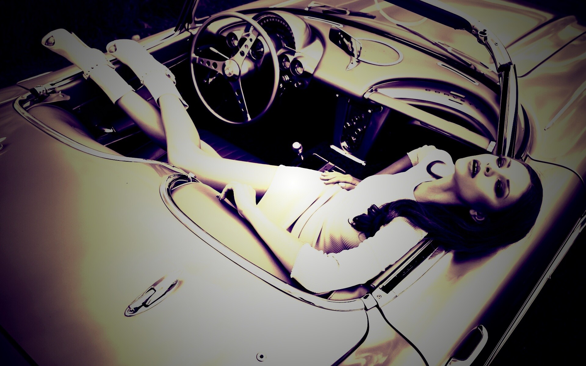 Женщина в кабриолете обои